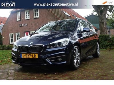 BMW 225
