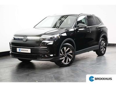 Zwart Occasion 2025 VW Tiguan Edition SUV | € 46.900 (Eerlijke prijs)