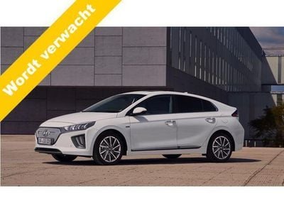Occasion Hyundai Ioniq Comfort 88 kW (120 PK) 2017 Blauw Hatchback