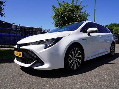 Wit Occasion 2020 Toyota Corolla Business Edition Stationwagen | € 19.945 (Eerlijke prijs)