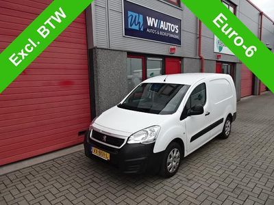 Wit Occasion 2016 Peugeot Partner S MPV | € 4.999 (Duur)
