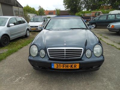 Mercedes 320