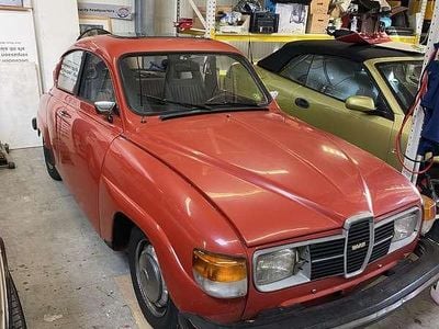 Rood Gebruikt 1975 Saab 96 Sedan | € 3.950