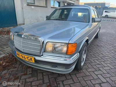 Blauw Occasion 1982 Mercedes E280 Sedan | € 11.750