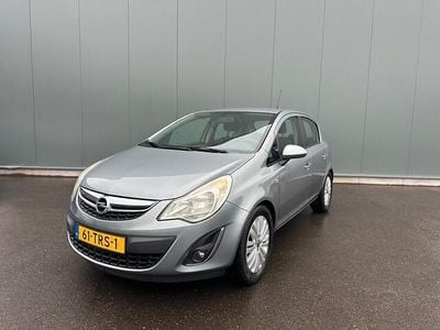 Grijs Occasion 2012 Opel Corsa Cosmo Hatchback | € 2.495 (Goede deal)