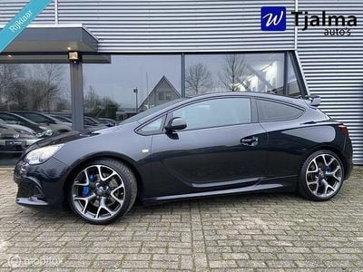 Occasion Opel Astra GTC OPC 280 PK (205 kW) 2016 Zwart (metallic) Hatchback