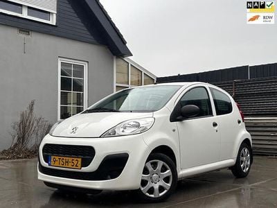 Occasion Peugeot 107 68 PK (50 kW) 2014 Wit Hatchback