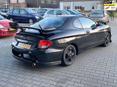 Occasion Hyundai Coupé 139 PK (102 kW) 2000 Zwart, metallic lak Coupé