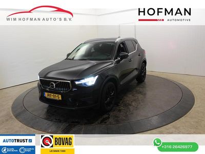 Zwart (metallic) Occasion 2022 Volvo XC40 Core SUV | € 29.395 (Goede deal)