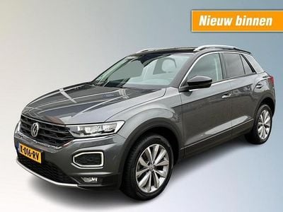 Grijs Gebruikt 2020 VW T-Roc Sport SUV | € 24.950 (Goede deal)