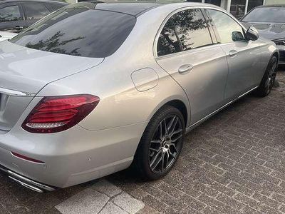 Mercedes E220