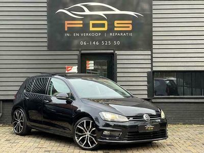 tweedehands VW Golf 1.4 TSI R-Line Zwart Pano Xenon 1ste Eigenaar