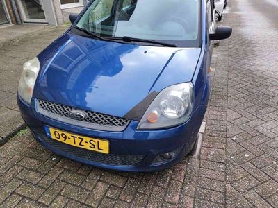 tweedehands Ford Fiesta 1.3-8V Cool & Sound