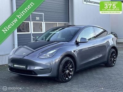 Grijs (metallic) Occasion 2021 Tesla Model Y Long Range AWD SUV | € 27.995 (Goede deal)