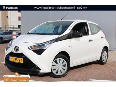 Wit Gebruikt 2022 Toyota Aygo Hatchback | € 11.950 (Eerlijke prijs)