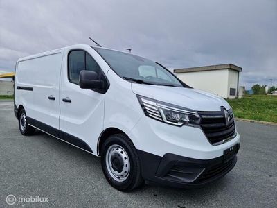 tweedehands Renault Trafic E-Tech T29 L2H1 52 kWh