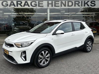 Wit Occasion 2022 Kia Stonic SUV | € 20.445 (Goede deal)