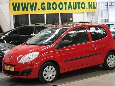 Occasion Renault Twingo Authentique 59 PK (43 kW) 2008 Rood Hatchback