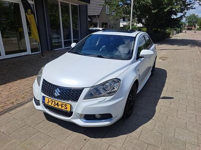 Occasion Suzuki Kizashi Sport 178 PK (130 kW) 2010 Wit, metallic lak Sedan