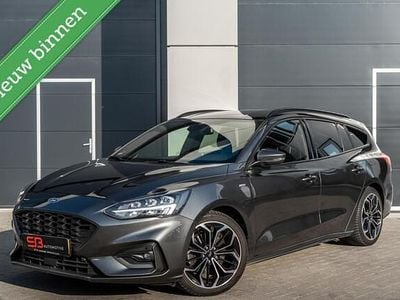 Grijs Occasion 2020 Ford Focus ST-Line Stationwagen | € 15.950 (Goede deal)