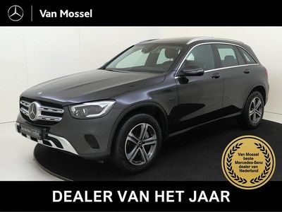 Grijs Occasion 2020 Mercedes GLC300e Premium Plus SUV | € 40.945 (Iets duurder)