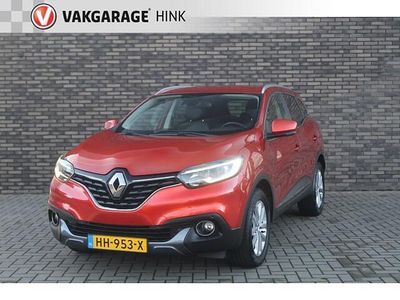 Rood Occasion 2015 Renault Kadjar Intens SUV | € 10.950 (Eerlijke prijs)