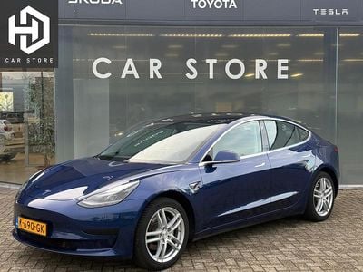 Blauw Gebruikt 2020 Tesla Model 3 Standard Range Sedan | € 19.745 (Goede deal)