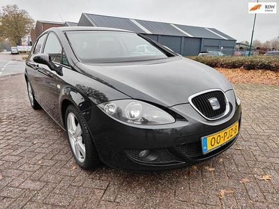 Zwart (metallic) Gebruikt 2007 Seat Leon Hatchback | € 2.850 (Eerlijke prijs)