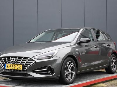 Occasion Hyundai i30 Comfort 120 PK (88 kW) 2021 Grijs Hatchback