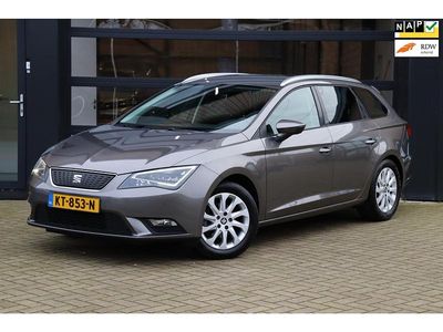 Grijs Gebruikt 2017 Seat Leon CONNECT Stationwagen | € 8.945 (Goede deal)
