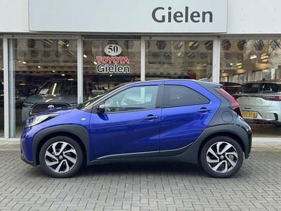 Blauw Occasion 2025 Toyota Aygo X Pulse SUV | € 18.900 (Eerlijke prijs)