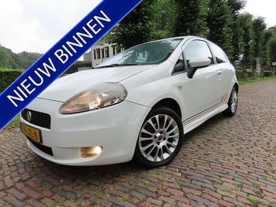 Occasion Fiat Grande Punto 77 PK (56 kW) 2009 Wit Hatchback