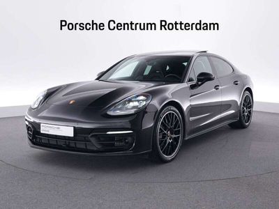 Porsche Panamera 4