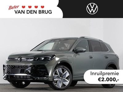 Groen Nieuw 2025 VW Tiguan R-line Edition SUV | € 56.800 (Eerlijke prijs)