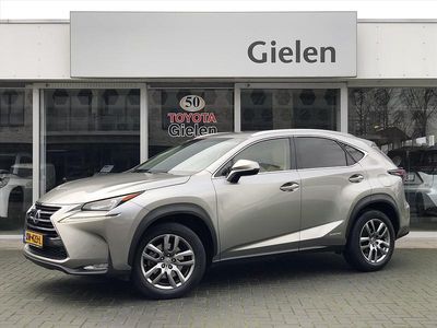 Occasion Lexus NX300h Luxury Line 197 PK (144 kW) 2016 Grijs SUV