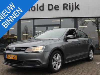 Grijs Gebruikt 2013 VW Jetta Hybrid Comfortline Sedan | € 9.950