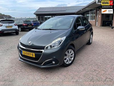 Grijs Gebruikt 2016 Peugeot 208 Active Hatchback | € 7.950 (Eerlijke prijs)
