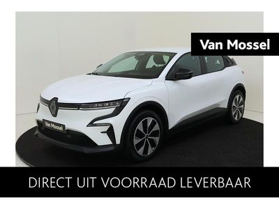 Wit Nieuw 2025 Renault Mégane Evolution SUV | € 41.020 (Iets duurder)