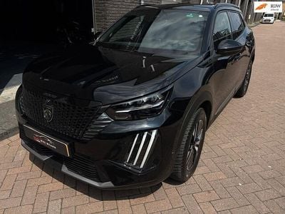 Zwart (metallic) Occasion 2024 Peugeot 2008 GT SUV | € 24.250 (Eerlijke prijs)