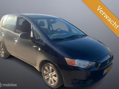 Zwart Gebruikt 2009 Mitsubishi Colt Hatchback | € 1.499 (Eerlijke prijs)