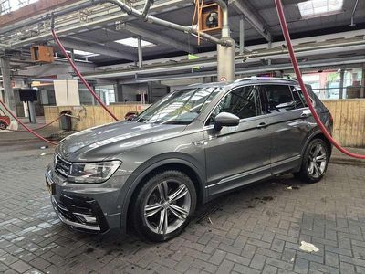 Grijs Occasion 2017 VW Tiguan R SUV | € 20.250 (Duur)