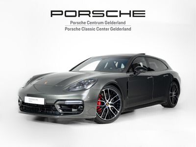 Porsche Panamera 4S