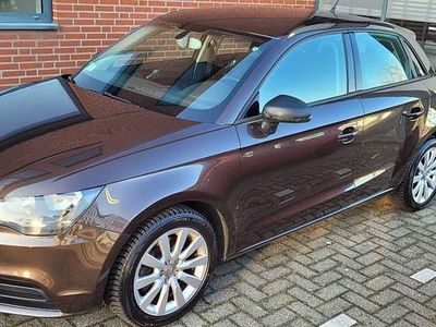 Bruin Occasion 2014 Audi A1 Sedan | € 7.750 (Super prijs)
