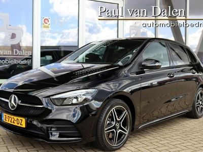 tweedehands Mercedes B250e B-KLASSEAUTOMAAT AMG NIGHT EDITION Navi | Sfeerverlichting | Stoelverw. | Half leer | Led | Clima | Cruise | 18 Inch Lm |