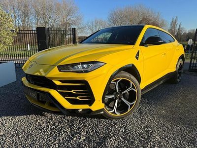 Geel Gebruikt 2018 Lamborghini Urus SUV | € 184.750