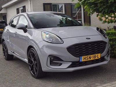 Grijs Gebruikt 2023 Ford Puma ST-Line MPV | € 18.450 (Eerlijke prijs)