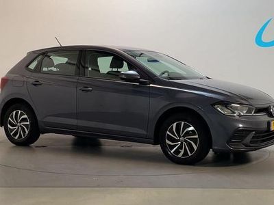 Grijs Gebruikt 2022 VW Polo Life Hatchback | € 15.450 (Eerlijke prijs)