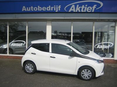 tweedehands Toyota Aygo 1.0 VVT-I X-FUN