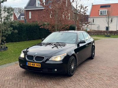 Zwart Gebruikt 2003 BMW 525 Sedan | € 3.250 (Eerlijke prijs)