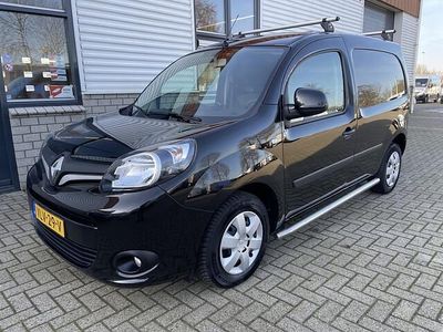 Zwart (metallic) Occasion 2021 Renault Kangoo Van | € 12.950 (Duur)